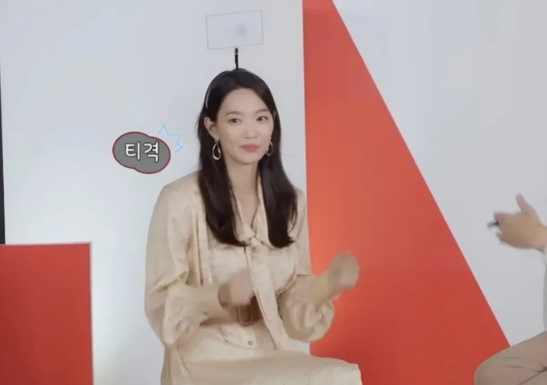 서예지 신민아 착용 렉토 타이 넥 롱 원피스 상품이미지1