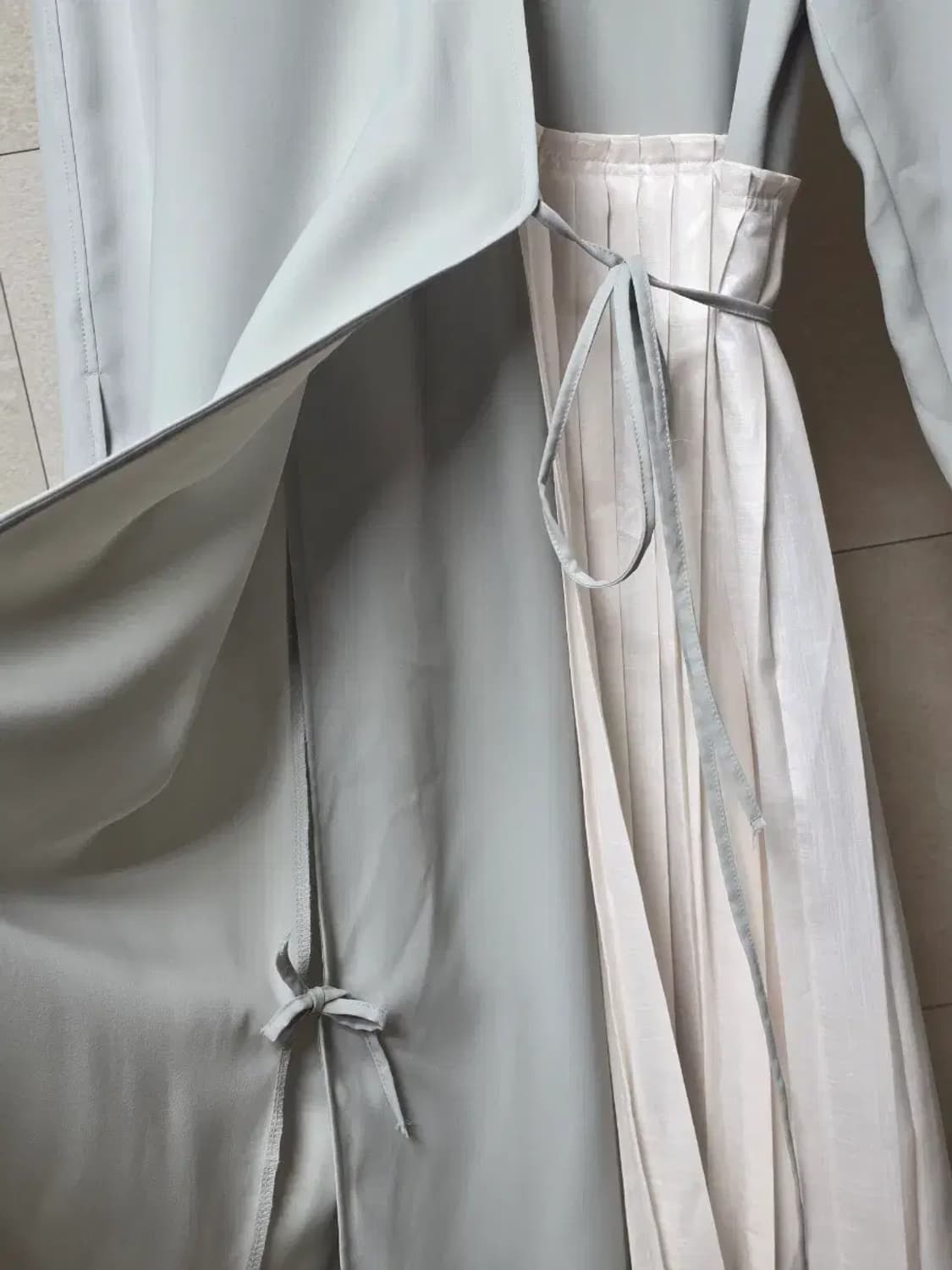 스테이피플 플리츠 배색 랩 원피스 민트 FREE 상품이미지3