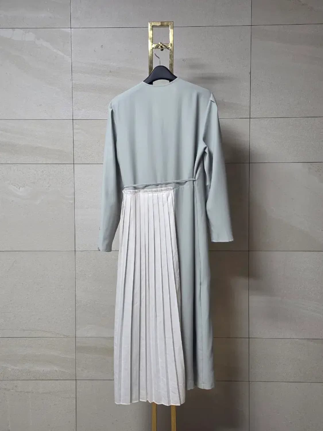 스테이피플 플리츠 배색 랩 원피스 민트 FREE 상품이미지5