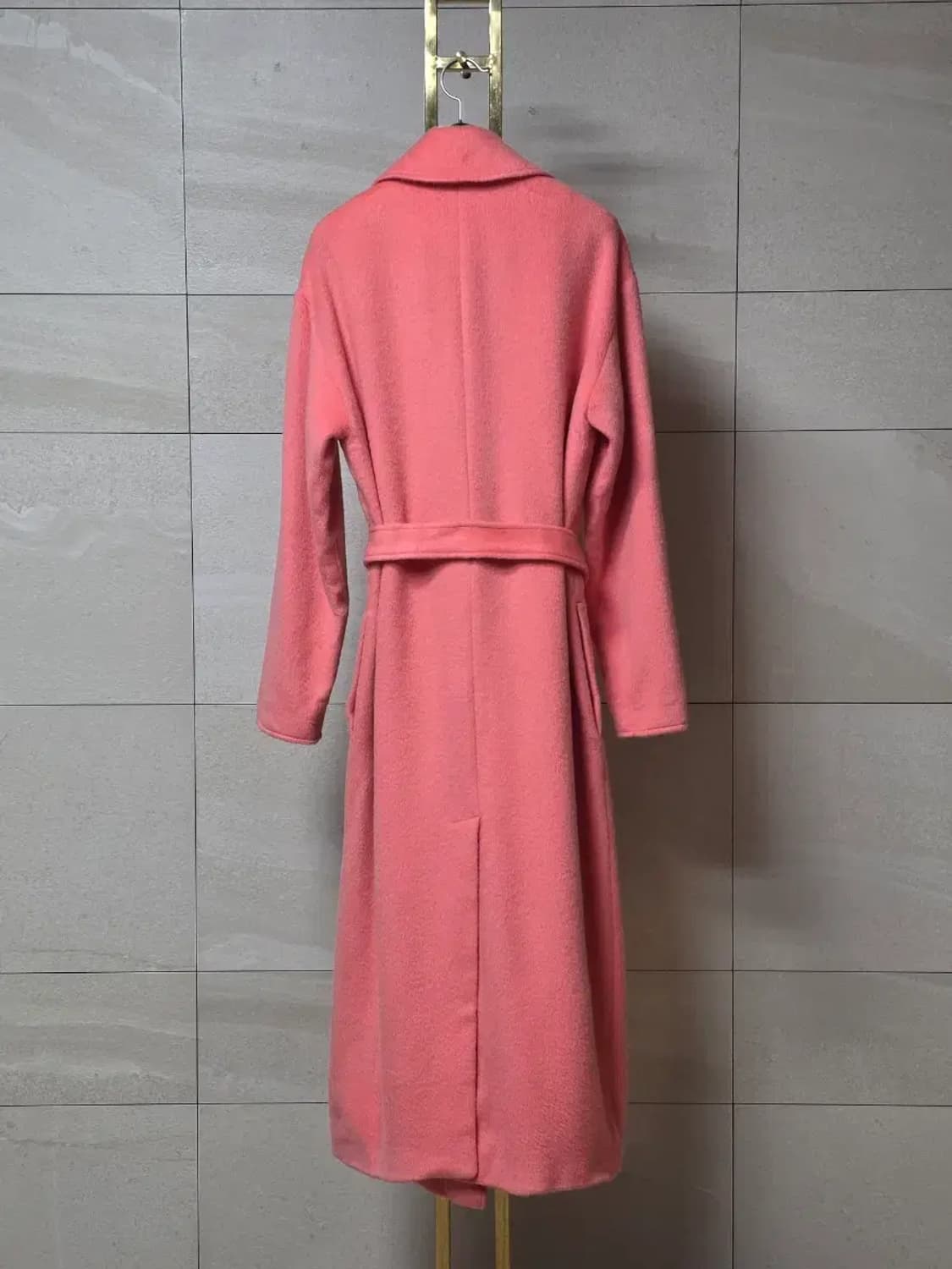 에센셜 앤트워프 모헤어 울 블렌디드 코트 상품이미지3