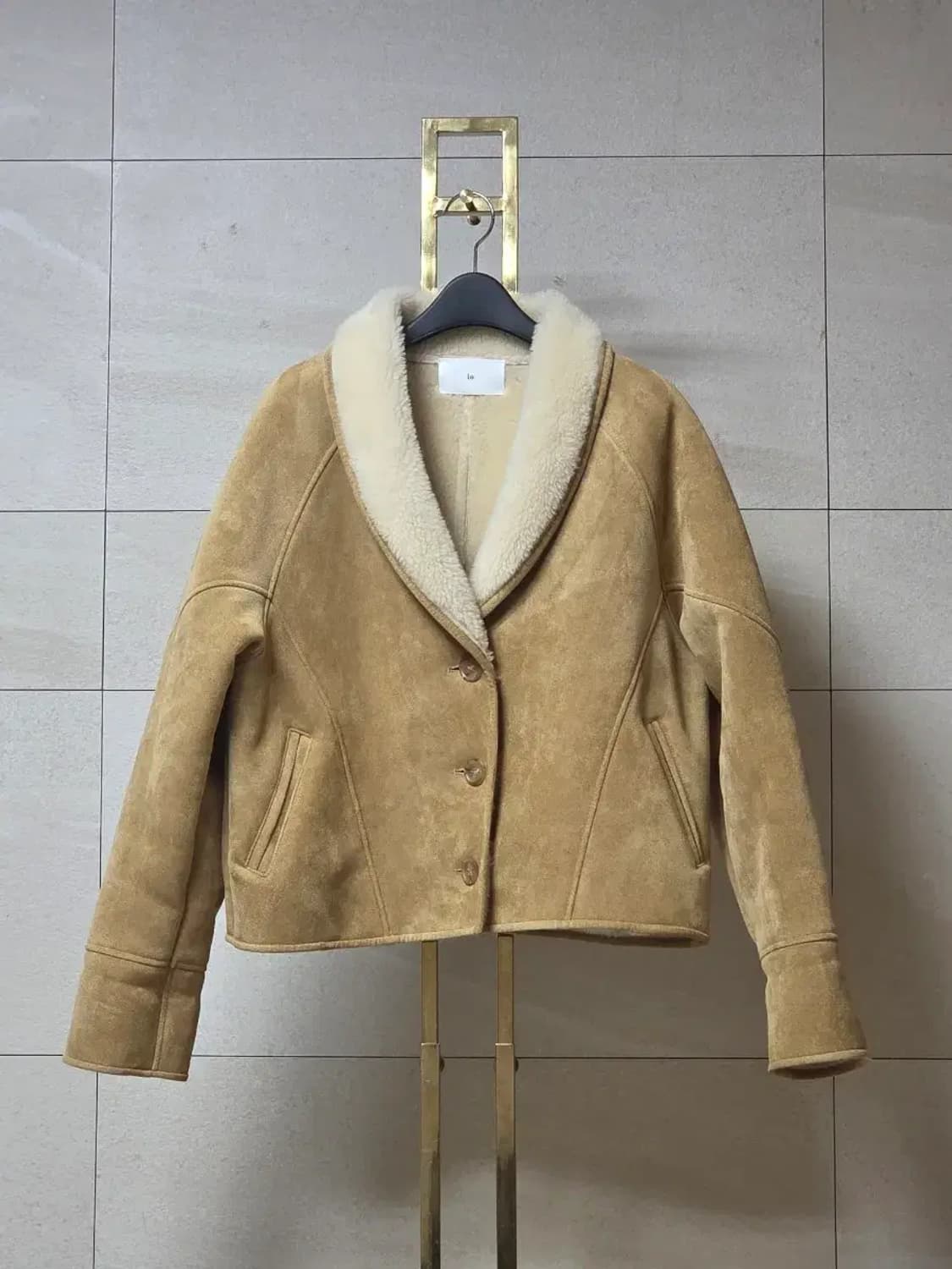 르(le) 시그니처 시어링 자켓 카멜 상품이미지2