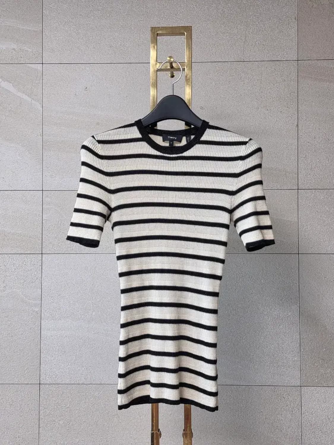 띠어리 상품이미지1