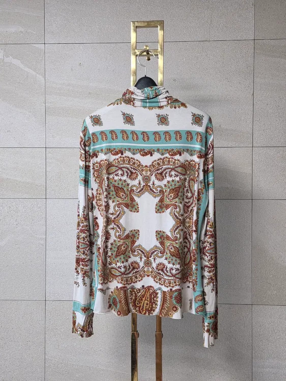 에트로 페이즐리 터틀넥 풀오버 상품이미지4