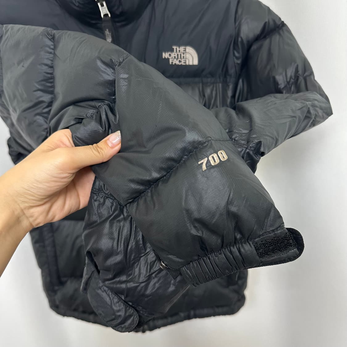 노스페이스 여자 거위털 가벼운 패딩 자켓 검정 85 상품이미지3