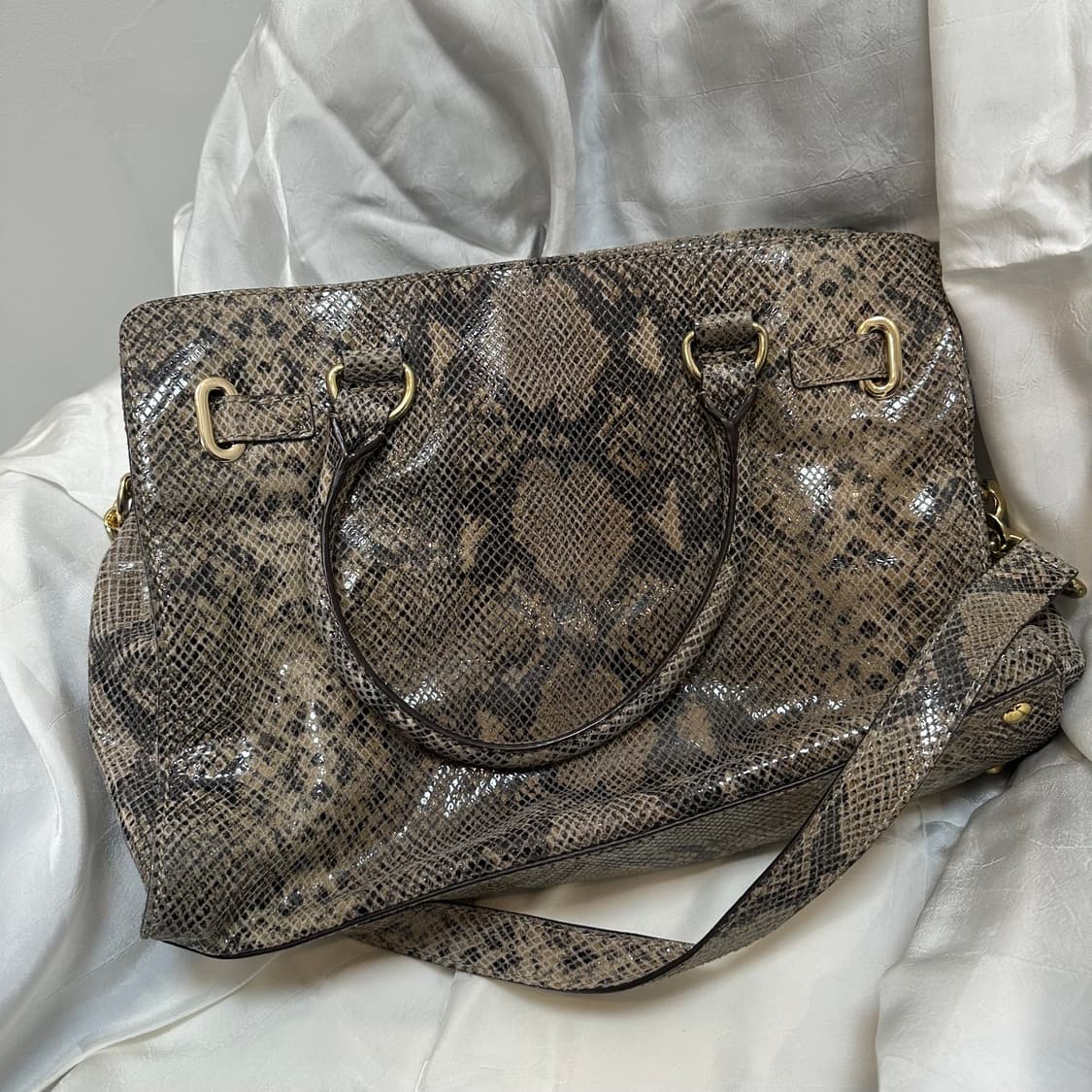 Michael Kors 마이클코어스 파이톤 숄더 크로스백 상품이미지3