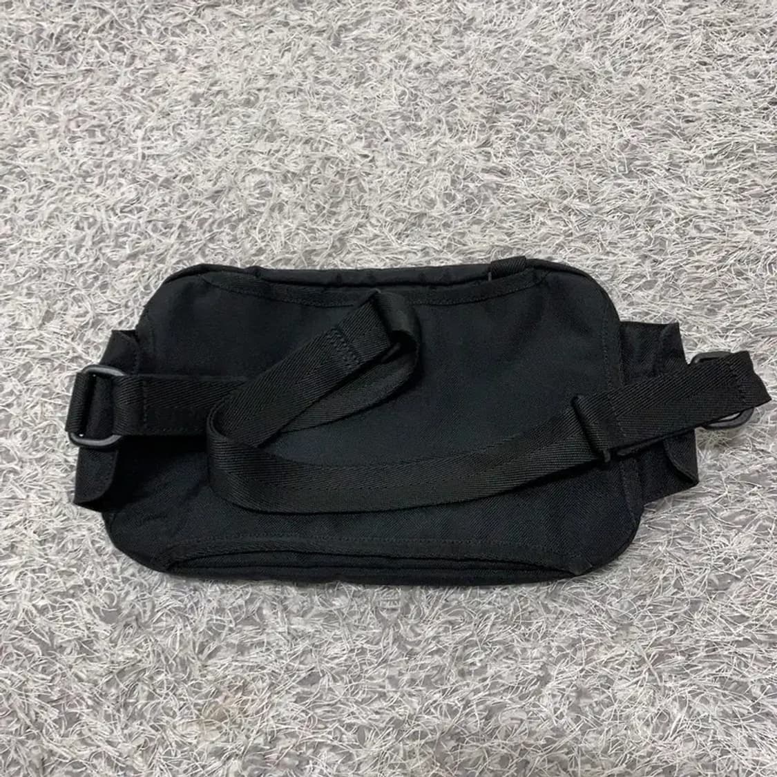 뉴발란스 블랙 웨이스트백 힙색 가방 G02347 상품이미지1