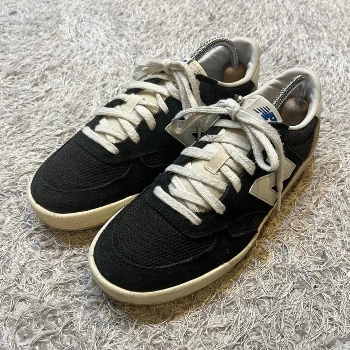 뉴발란스 CRT300 스니커즈 운동화 250 G03842 상품이미지1