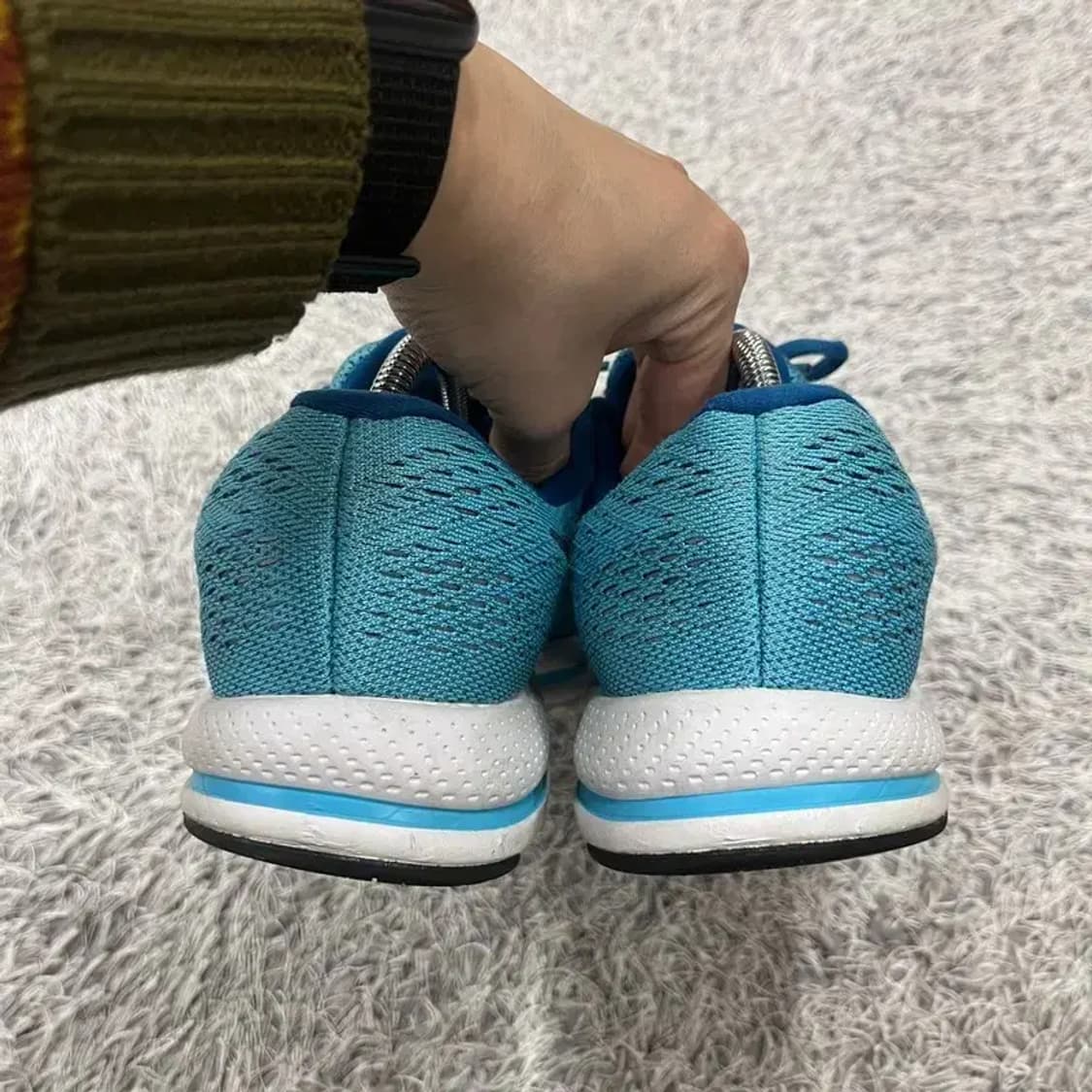 나이키 에어 줌 보메로12 런닝화 운동화 250 G04444 상품이미지2