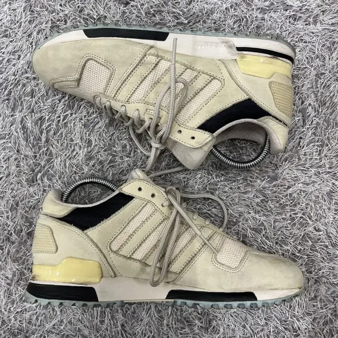 아디다스 ZX700 스니커즈 운동화 225 G04461 상품이미지3
