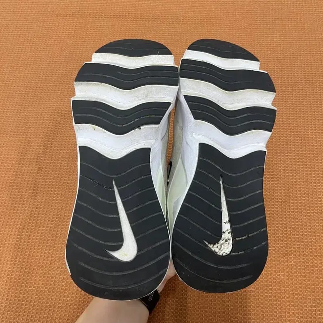 나이키 라이즈 RTZ 365 운동화 240 G04982 상품이미지5