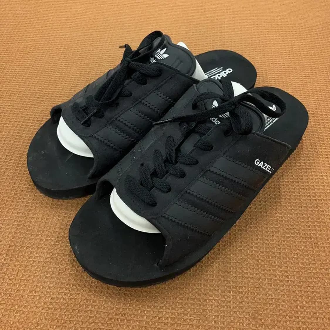 아디다스 가젤 비치 슬라이드 슬리퍼 275 G05225 상품이미지1