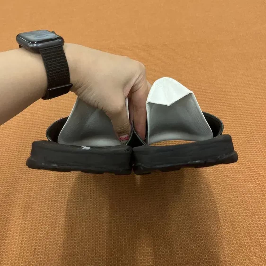 팀버랜드 블랙 슬리퍼 270 G05278 상품이미지2