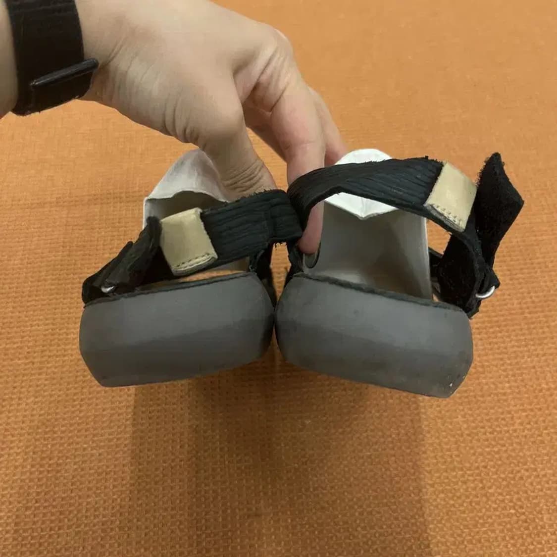 클락스 스크랩 샌들 235 G05061 상품이미지2