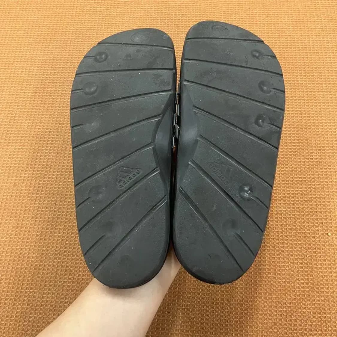아디다스 삼선 슬리퍼 K5 G05205 상품이미지4