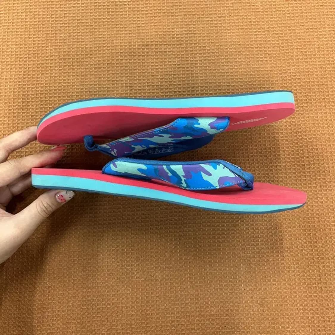 데상트 쪼리 플립플랍 슬리퍼 240 G05256 상품이미지4