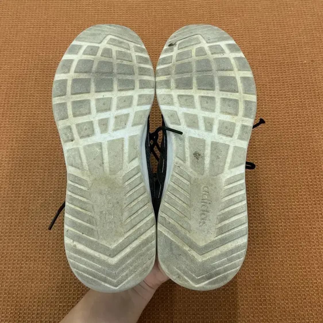 아디다스 클라우드폼 QT 레이서 코어 런닝화 운동화 240 G05569 상품이미지4