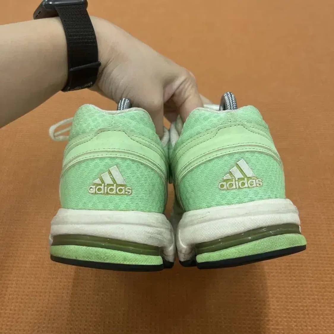 아디다스 이큅먼트 10 런닝화 운동화 260 G05673 상품이미지2