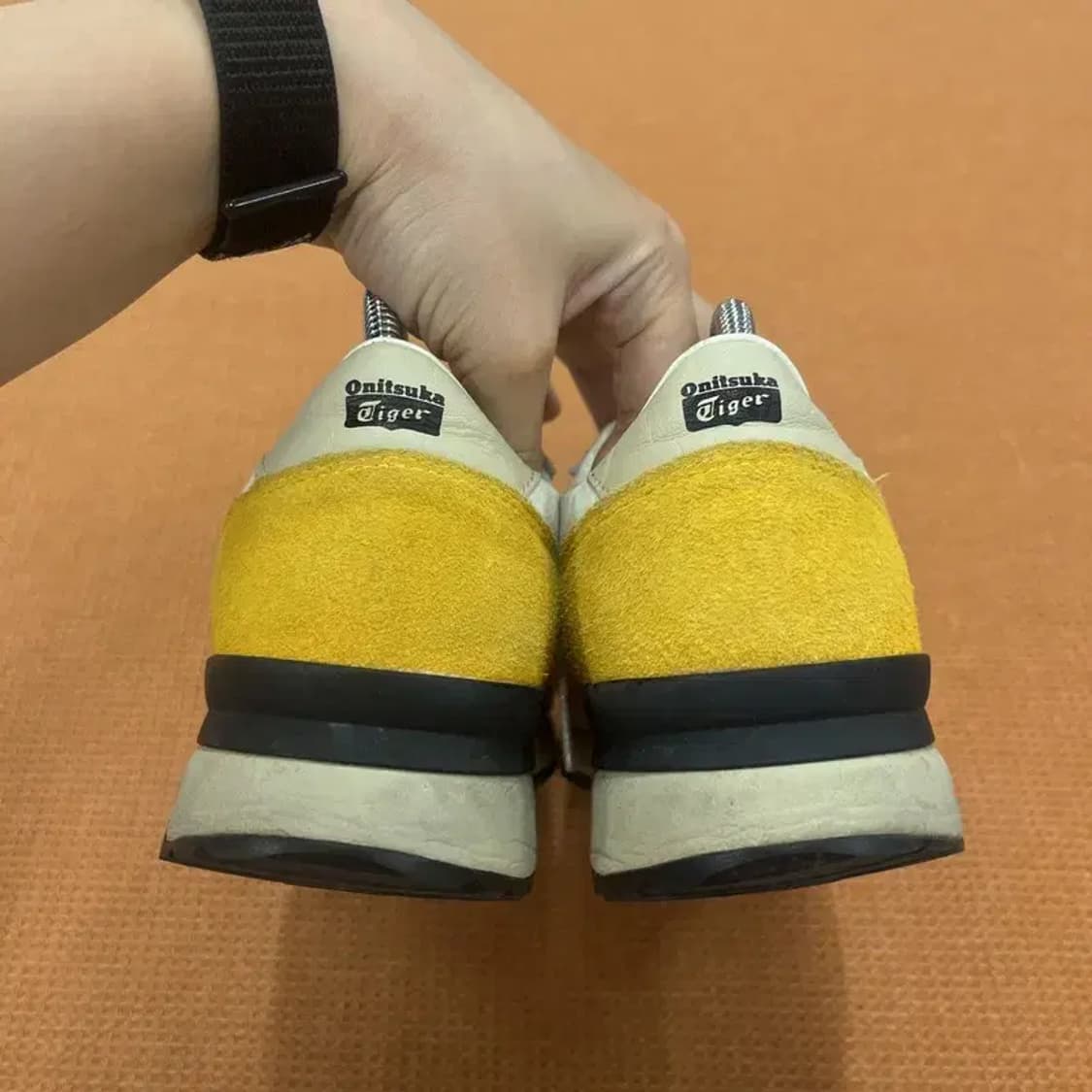 오니츠카타이거 헤신티 스니커즈 운동화 245 G05675 상품이미지2