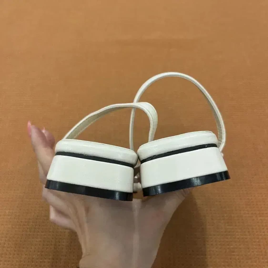 슈펜 스크랩 여성 샌들 240 G05774 상품이미지2