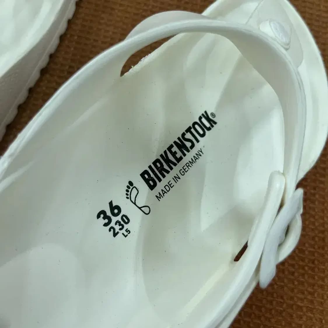 버켄스탁 지제 화이트 슬리퍼 샌들 230 G05786 상품이미지5
