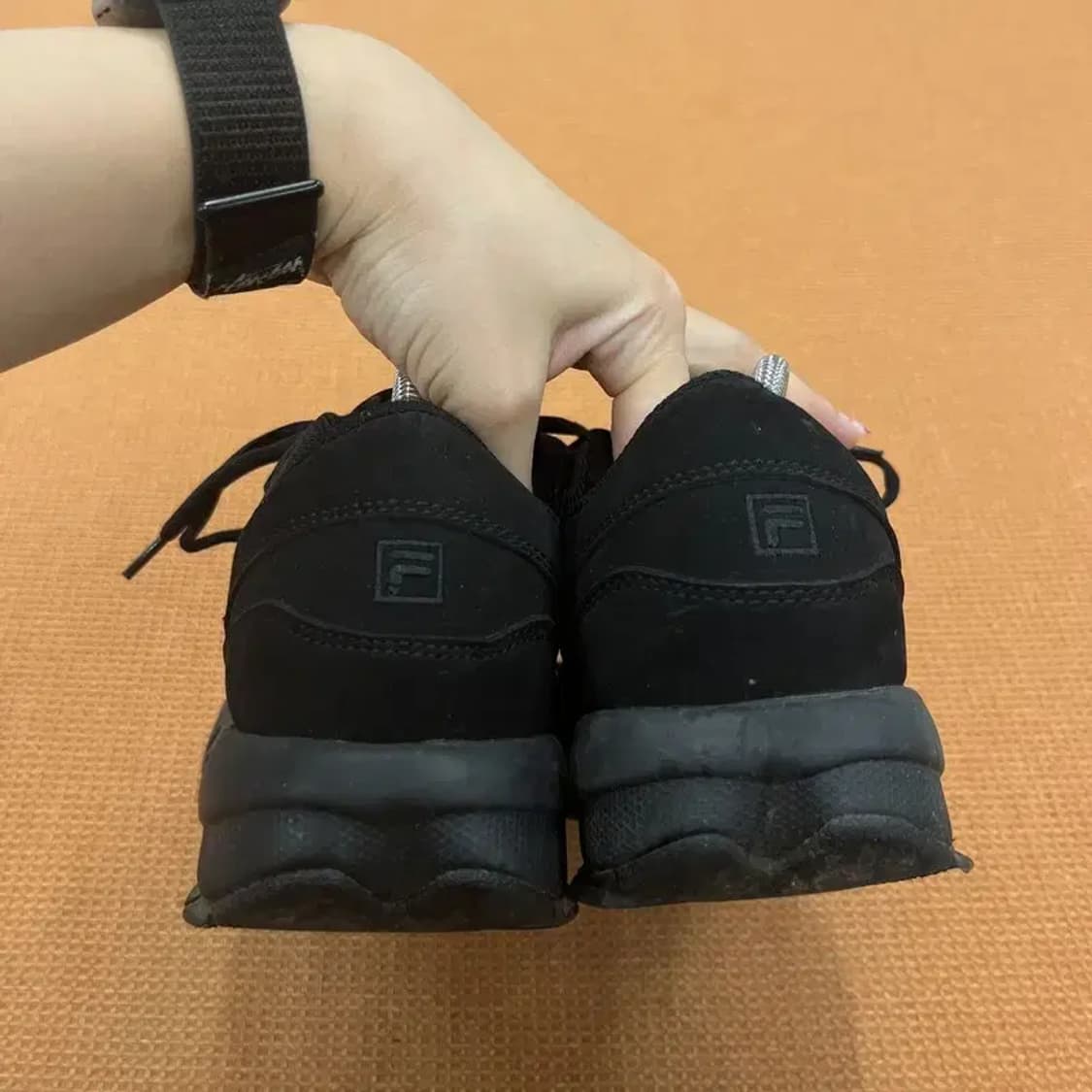 필라 디스럽터 X 히트앤런 운동화 250 G05835 상품이미지2