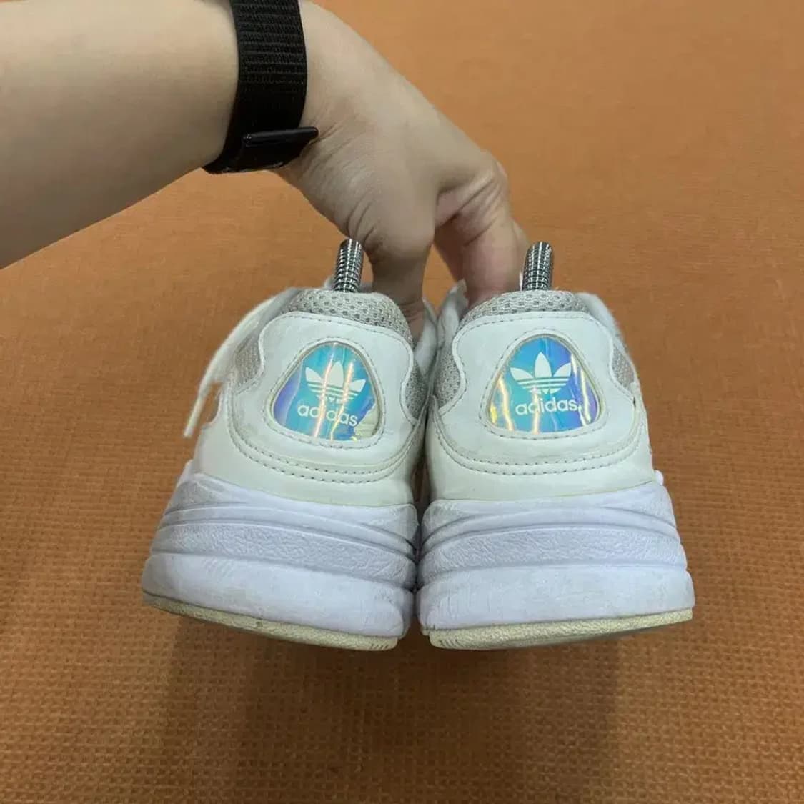 아디다스 영 69 J 스니커즈 운동화 230 G05849 상품이미지2