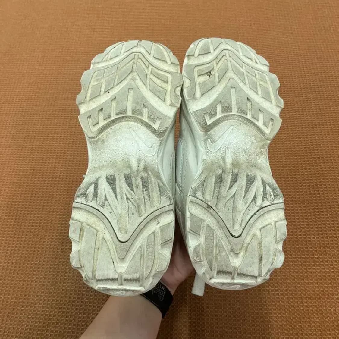 나이키 TC 7900 스니커즈 운동화 235 G05927 상품이미지4