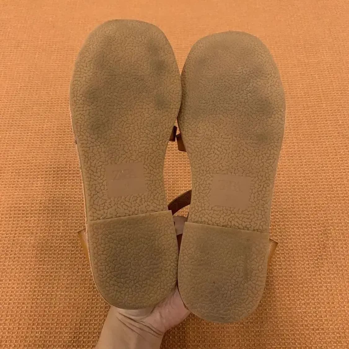 자라 ZARA 스트랩 샌들 225 G06156 상품이미지3