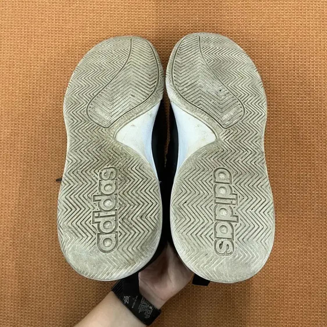 아디다스 오운 더 게임 농구화 운동화 295 G06184 상품이미지4