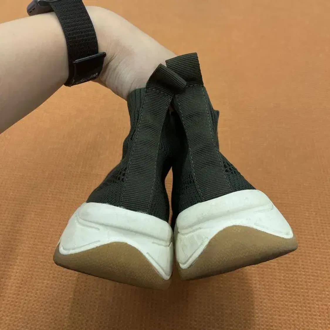 자라 ZARA 스피드러너 삭스 스니커즈 운동화 230 G06235 상품이미지2