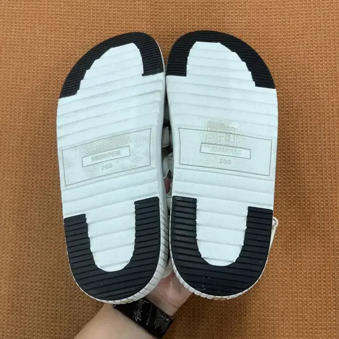 슈펜 멀티스트랩 샌들 260 G06313 상품이미지4