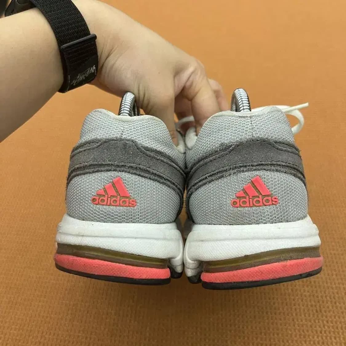 아디다스 이큅먼트 10 U 런닝화 운동화 240 G06471 상품이미지2