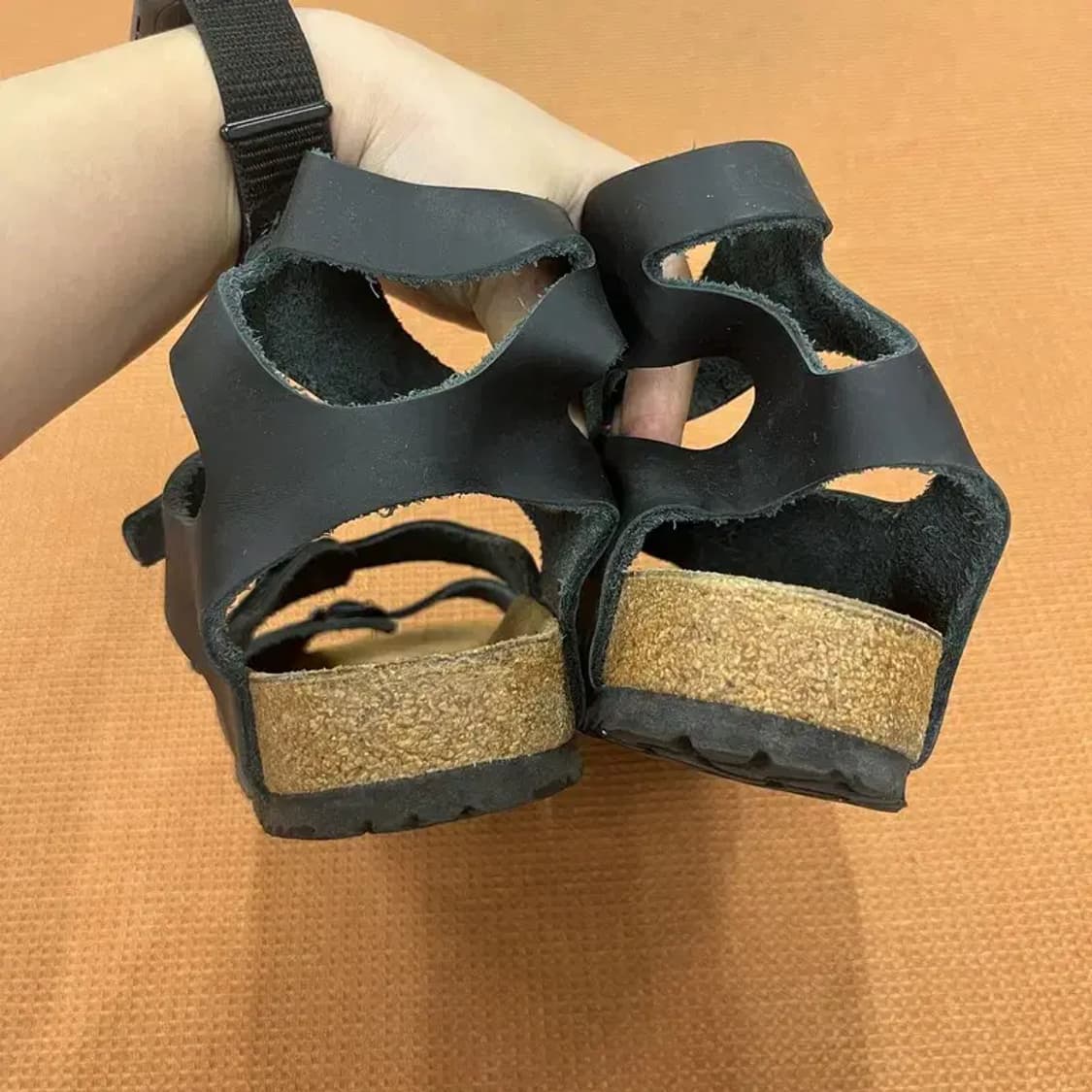 버켄스탁 아테네 샌들 250 G06512 상품이미지2