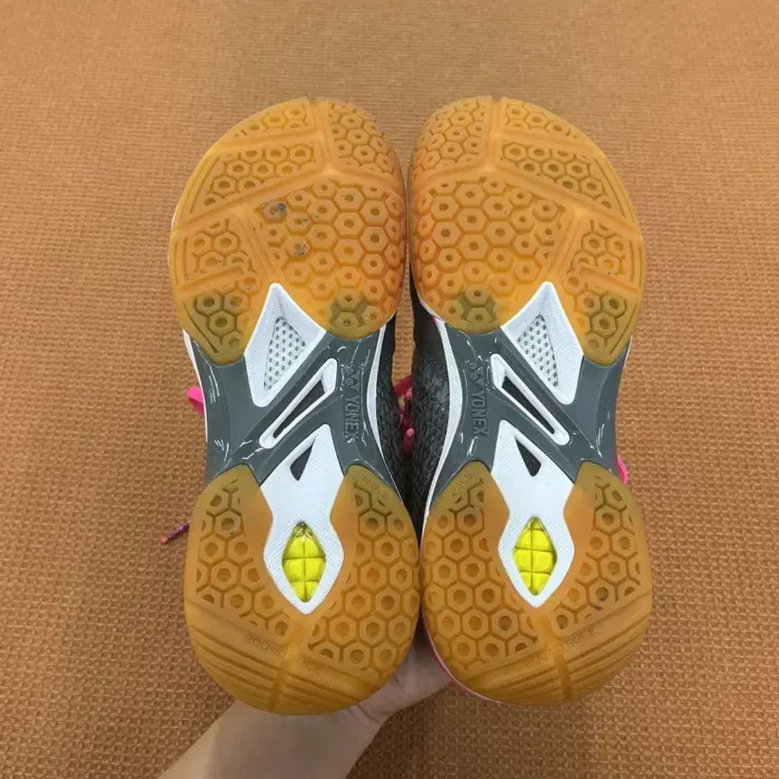 요넥스 컴포트Z 탁구화 운동화 235 G06705 상품이미지4