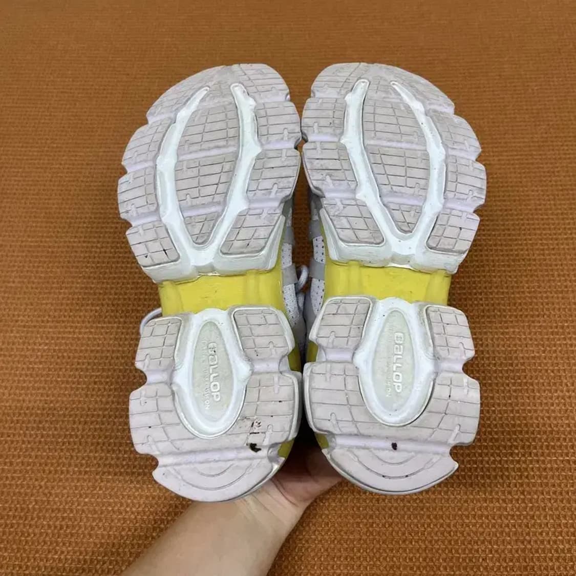 벨롭 티바트 런닝화 운동화 235-240 G06807 상품이미지4