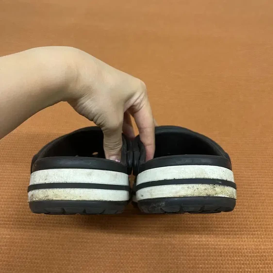 크록스 바야밴드 슬리퍼 샌들 W7 G06885 상품이미지2