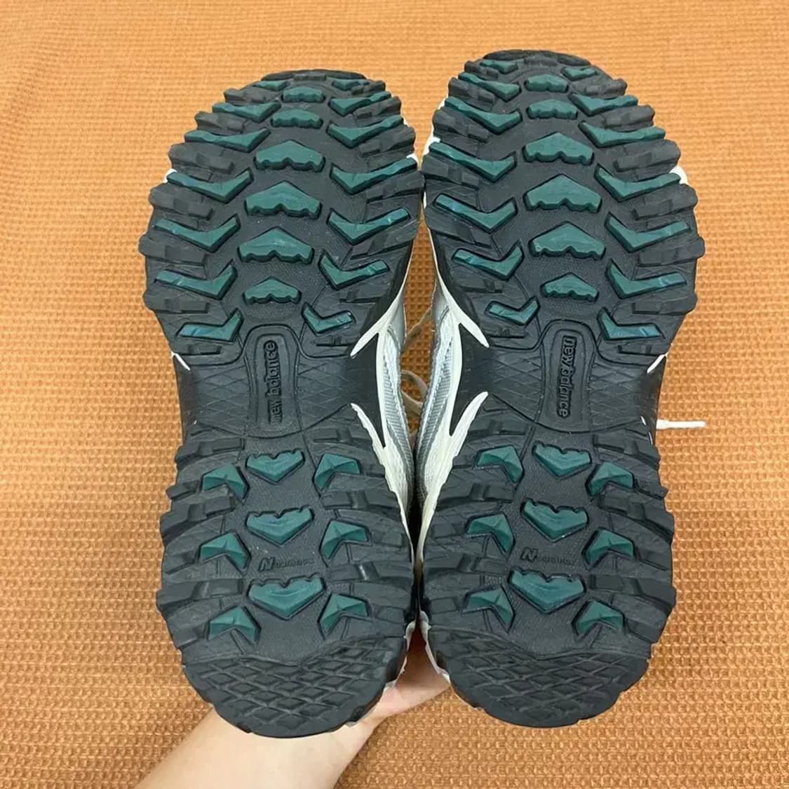 뉴발란스 ML610 스니커즈 운동화 230 G07018 상품이미지4