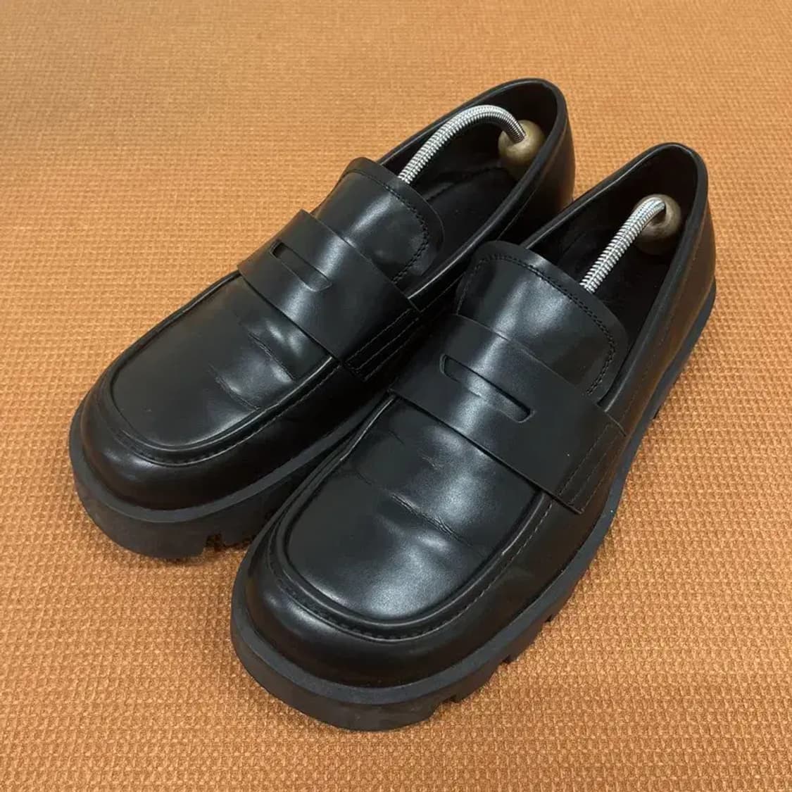 자라 ZARA 블랙 페니 로퍼 275 G07155 상품이미지1