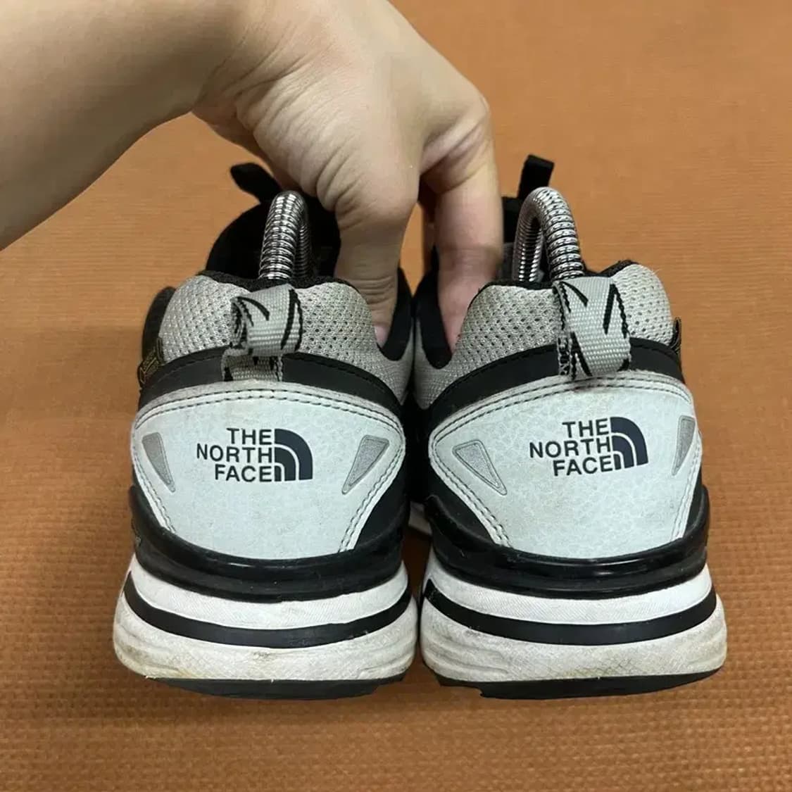 노스페이스 다이나믹 로우 트레킹화 240 G07267 상품이미지2