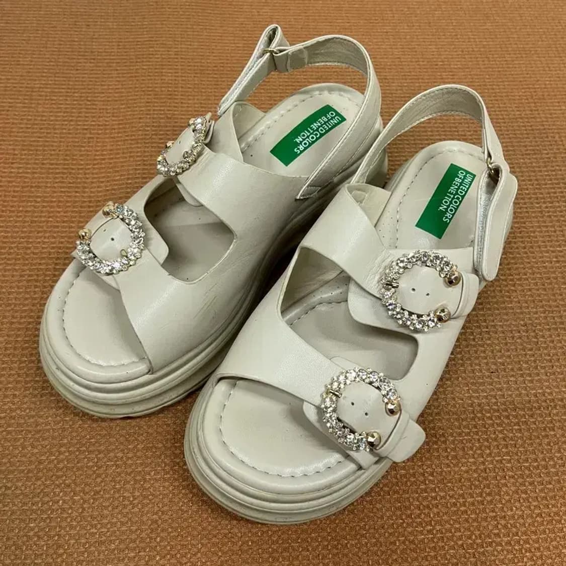 베네통 크리스탈 샌들 240 G07493 상품이미지1