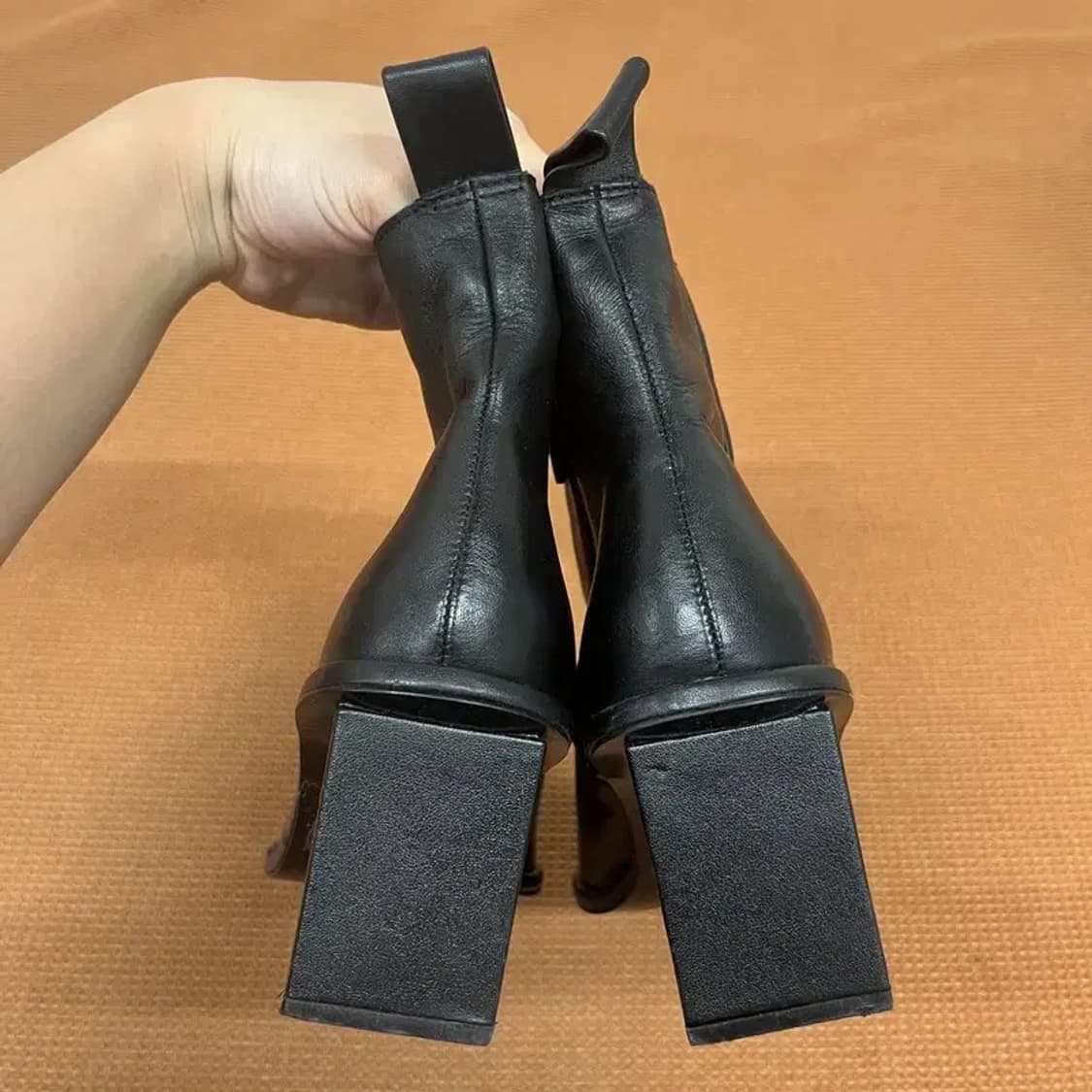 자라 ZARA 뾰족 앵 부츠 255 G07520 상품이미지2