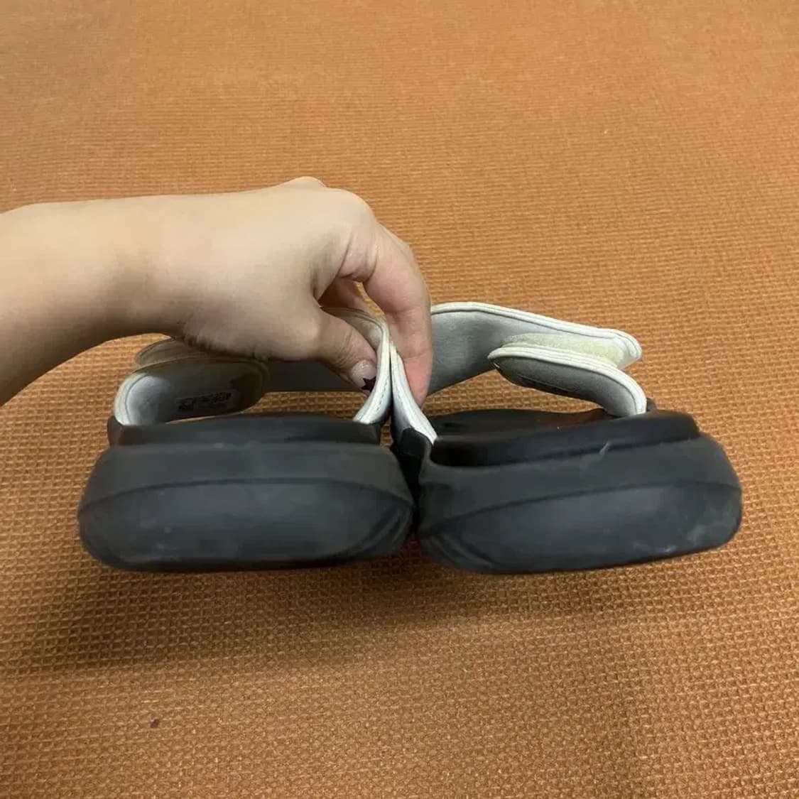 아디다스 알파바운스 슬리퍼 245 G07539 상품이미지2