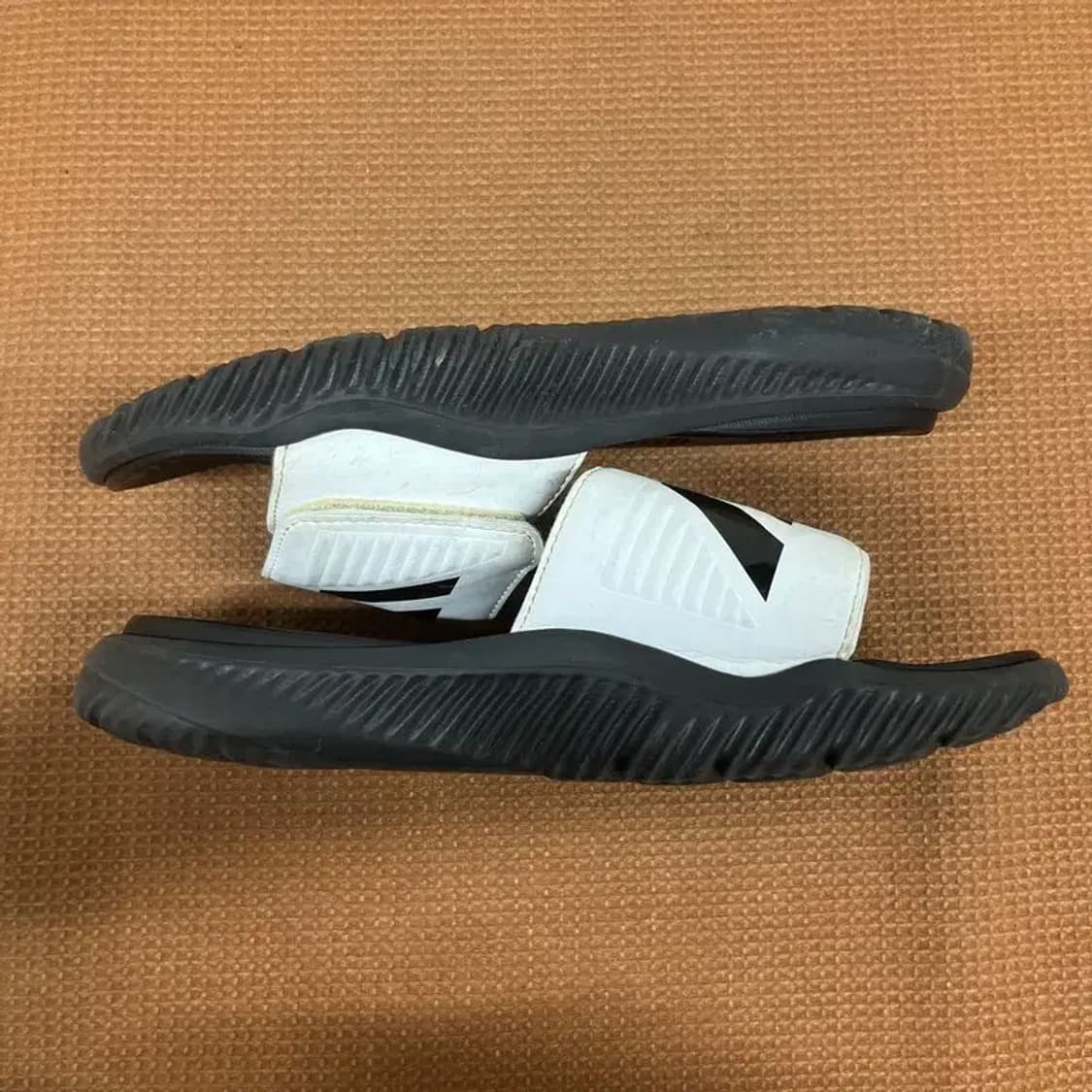 아디다스 알파바운스 슬리퍼 245 G07539 상품이미지3