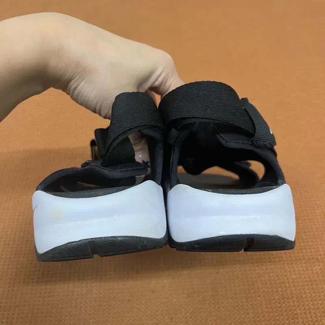 나이키 캐년 샌들 270 G07993 상품이미지2