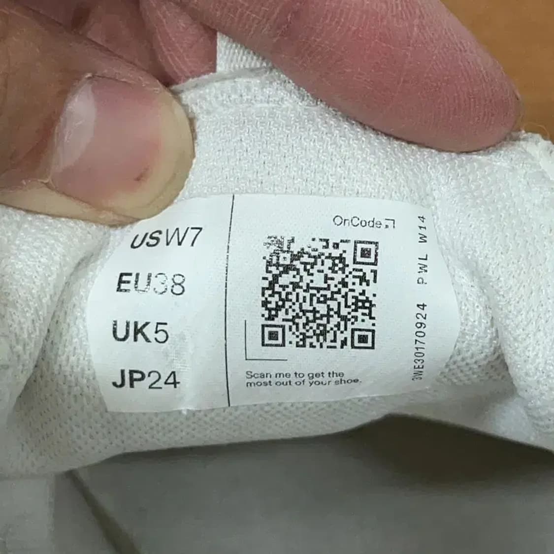 온러닝 클라우드노바 폼2 런닝화 운동화 240 G08551 상품이미지5