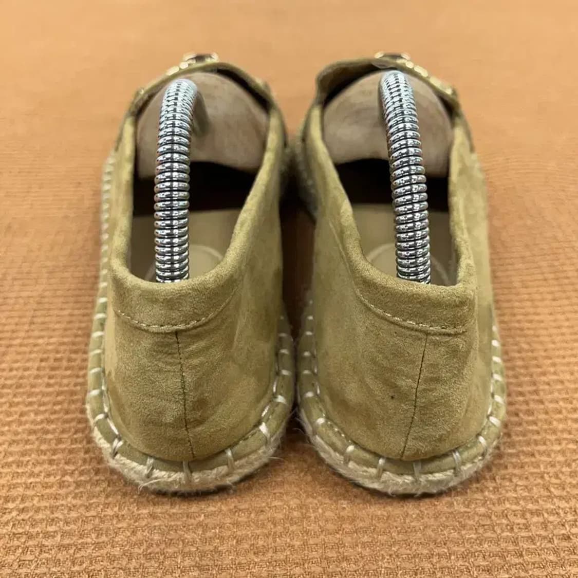 자라 ZARA 버클 스웨이드 에스파듀 255 G08748 상품이미지2