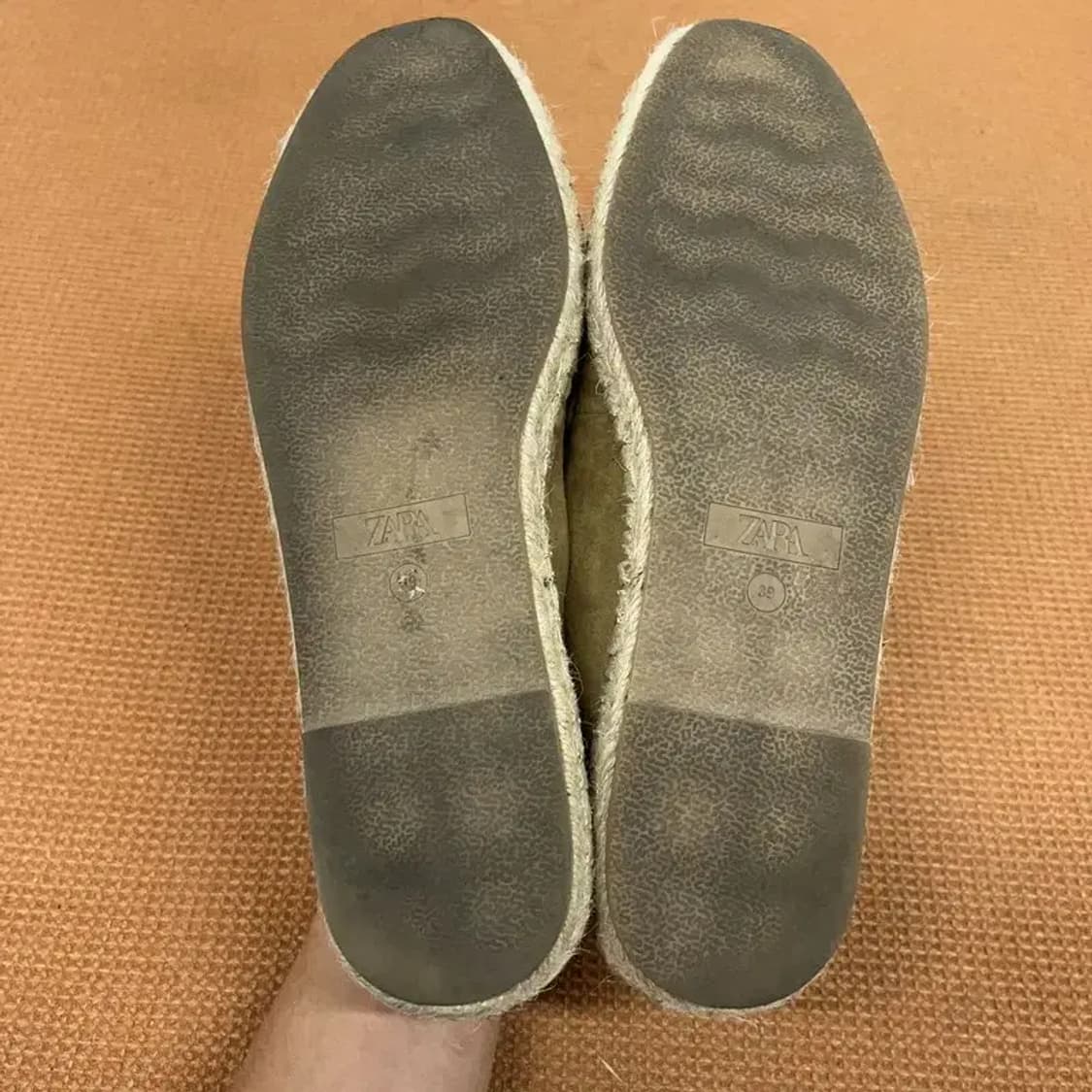 자라 ZARA 버클 스웨이드 에스파듀 255 G08748 상품이미지4