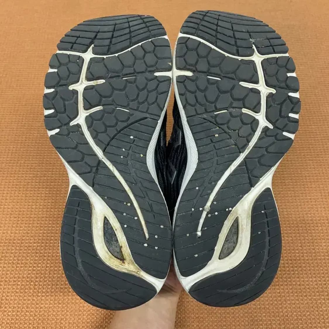 뉴발란스 프레쉬폼x 860 런닝화 운동화 250 G08728 상품이미지4