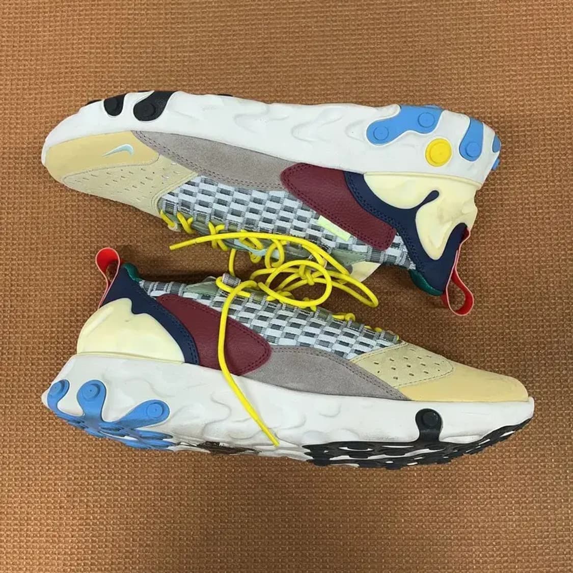 나이키 리액트 세르투 스니커즈 운동화 285 G08730 상품이미지3