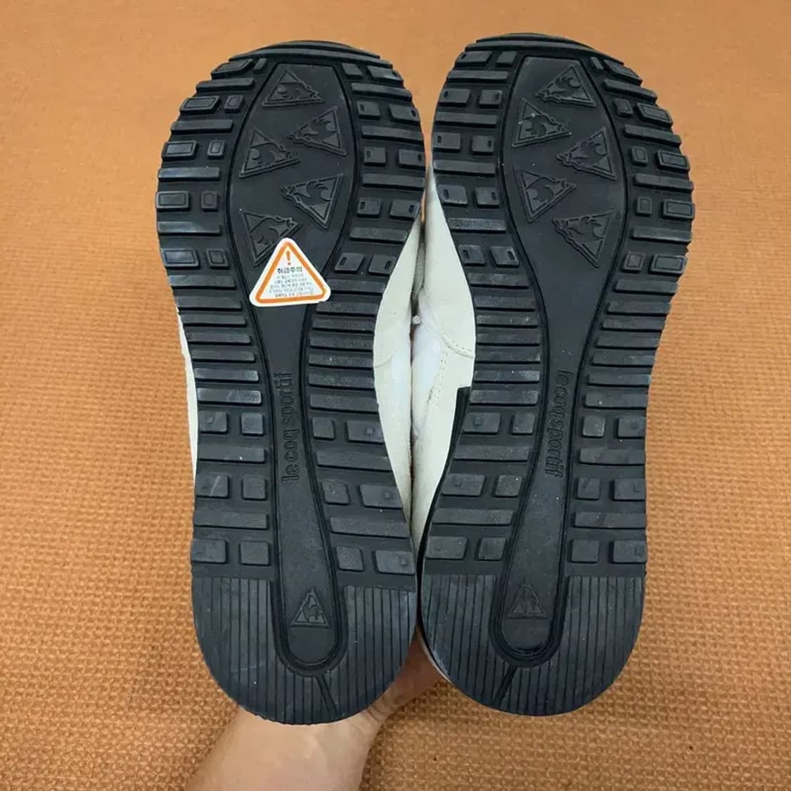 르꼬끄 엑셀티프 스니커즈 운동화 250 G08762 상품이미지4